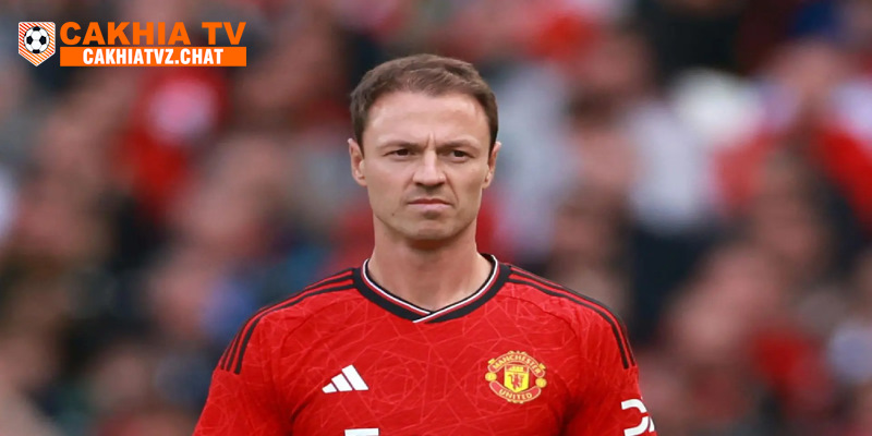 Jonny Evans là một trong những cầu thủ chuẩn mực của làng túc cầu