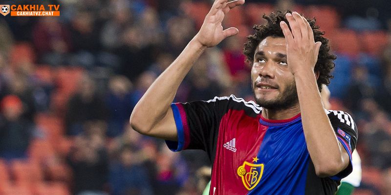 Mohamed Elneny khoác áo Basel